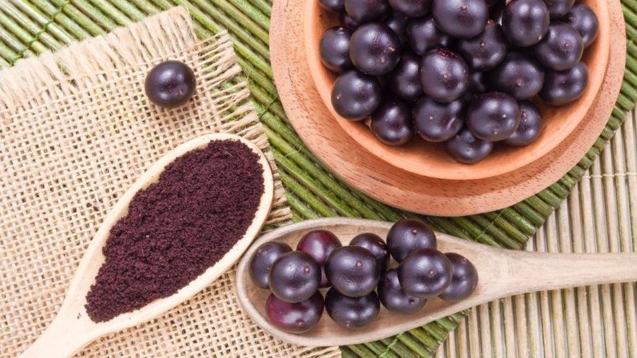 Açaí: ingrediente utilizado em óleos e extratos para cosméticos capilares